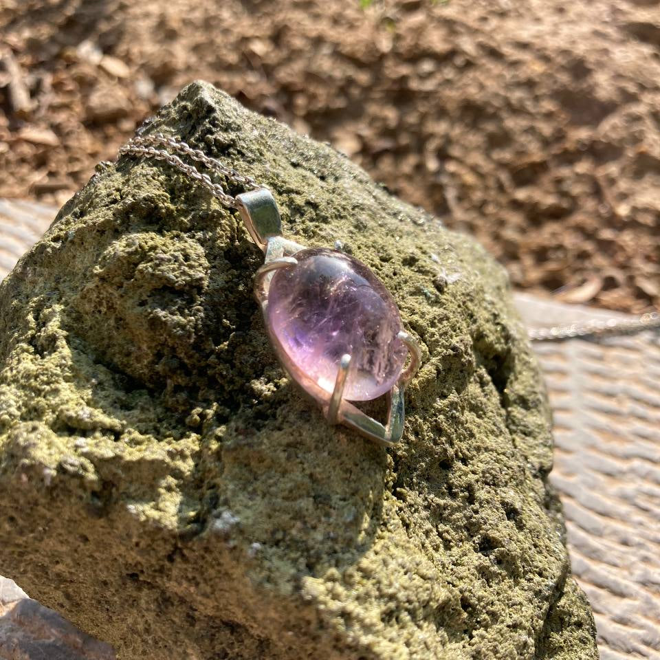 Amethyst Rhombus Silver Pendant